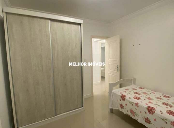 Apartamento para alugar com 2 quartos, 140m² - Foto 13