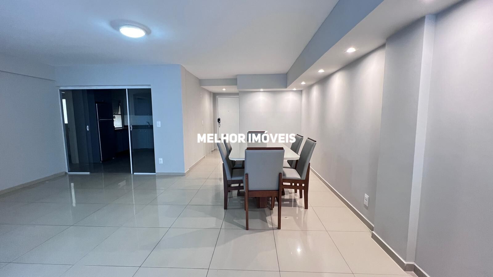 Apartamento para alugar com 4 quartos, 130m² - Foto 6