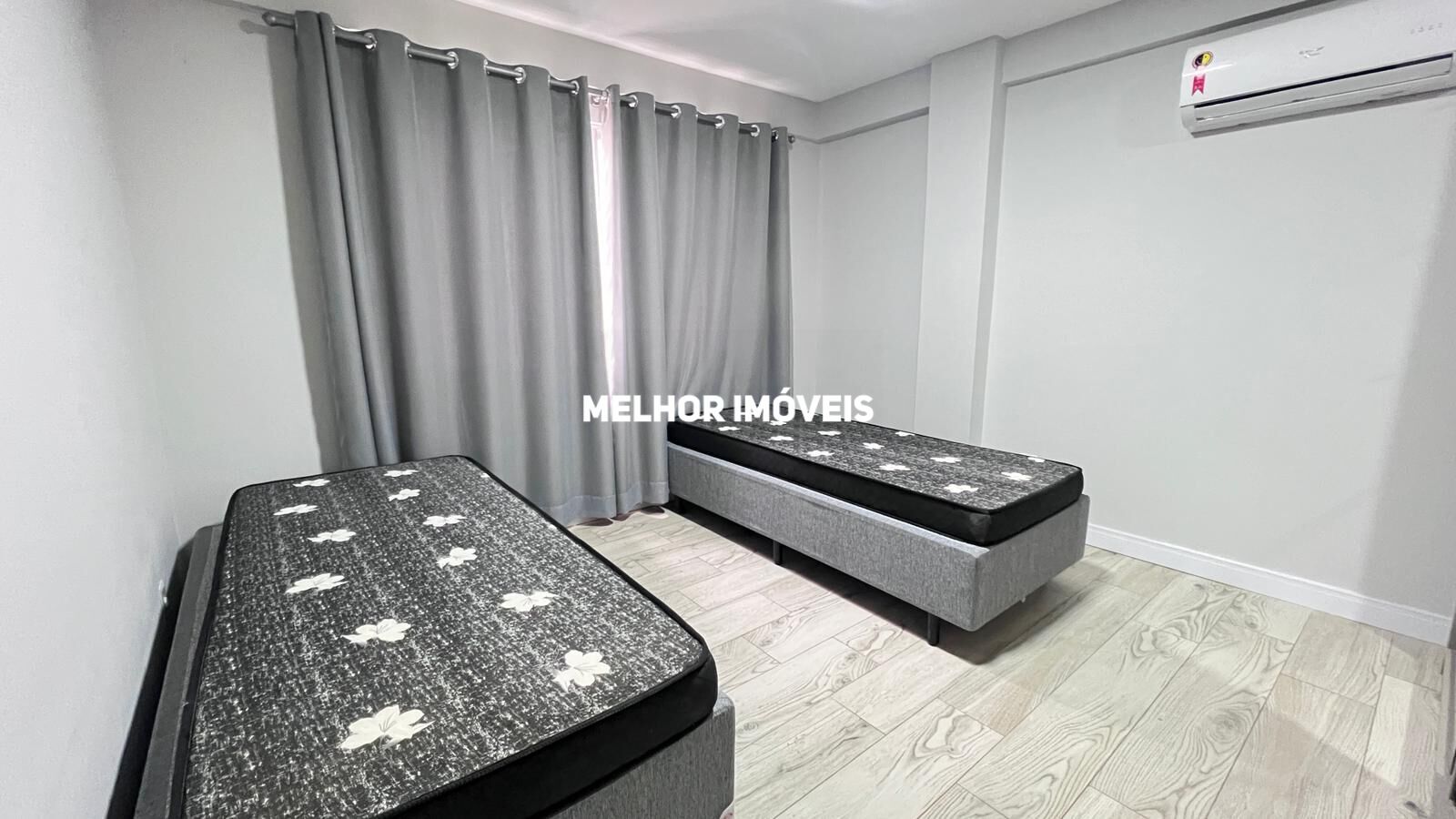 Apartamento para alugar com 4 quartos, 130m² - Foto 20