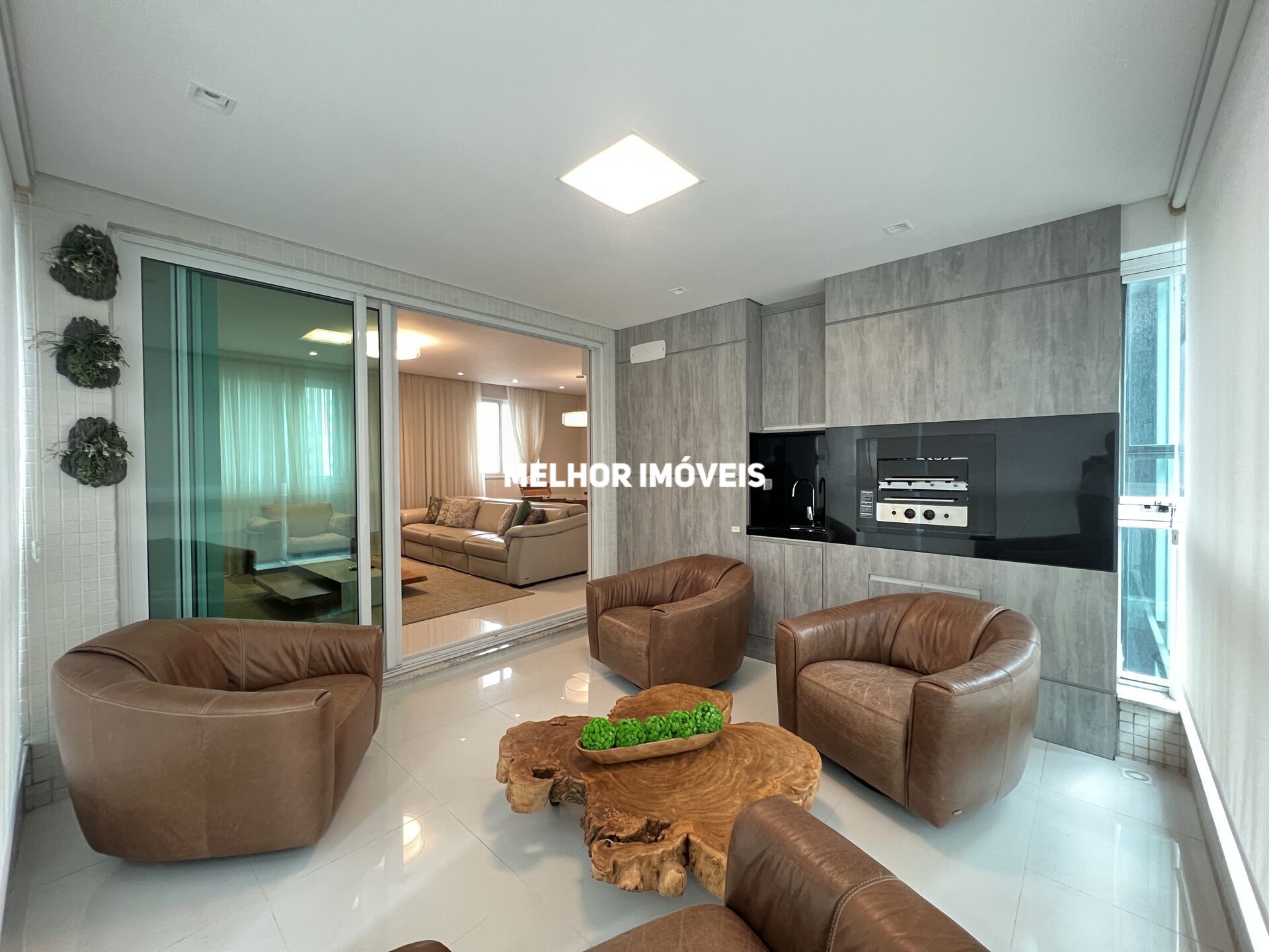 Apartamento, 3 quartos, 156 m² - Foto 2
