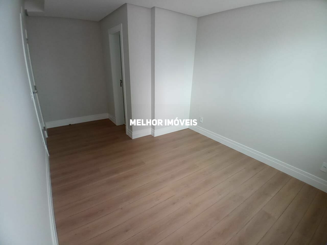 Apartamento à venda com 4 quartos, 131m² - Foto 21