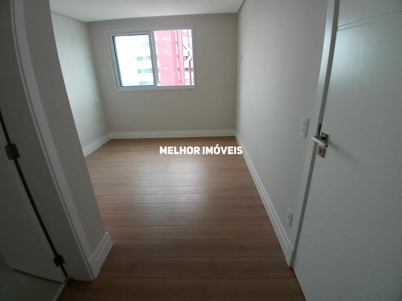 Apartamento à venda com 4 quartos, 131m² - Foto 22