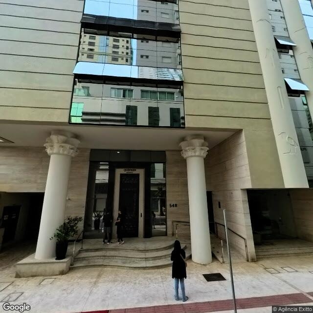 Imagem estática do "Street View" da localização