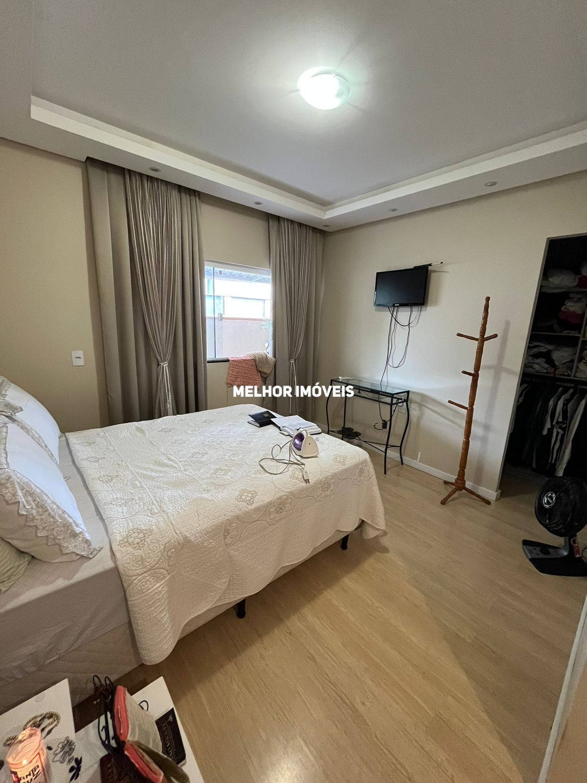 Casa à venda com 4 quartos, 200m² - Foto 9