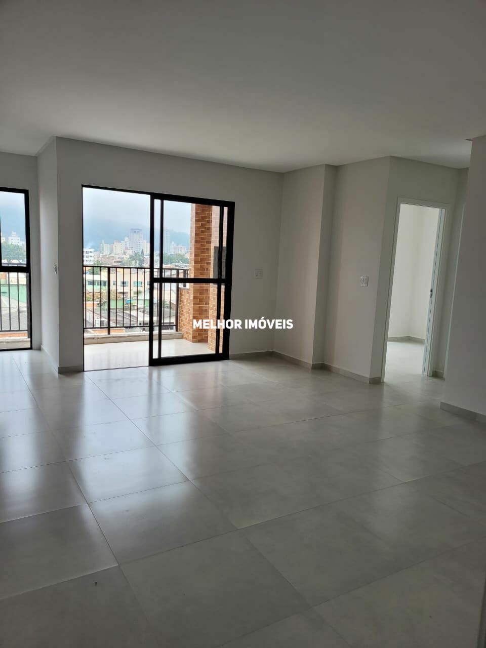 Apartamento à venda com 2 quartos, 91m² - Foto 1