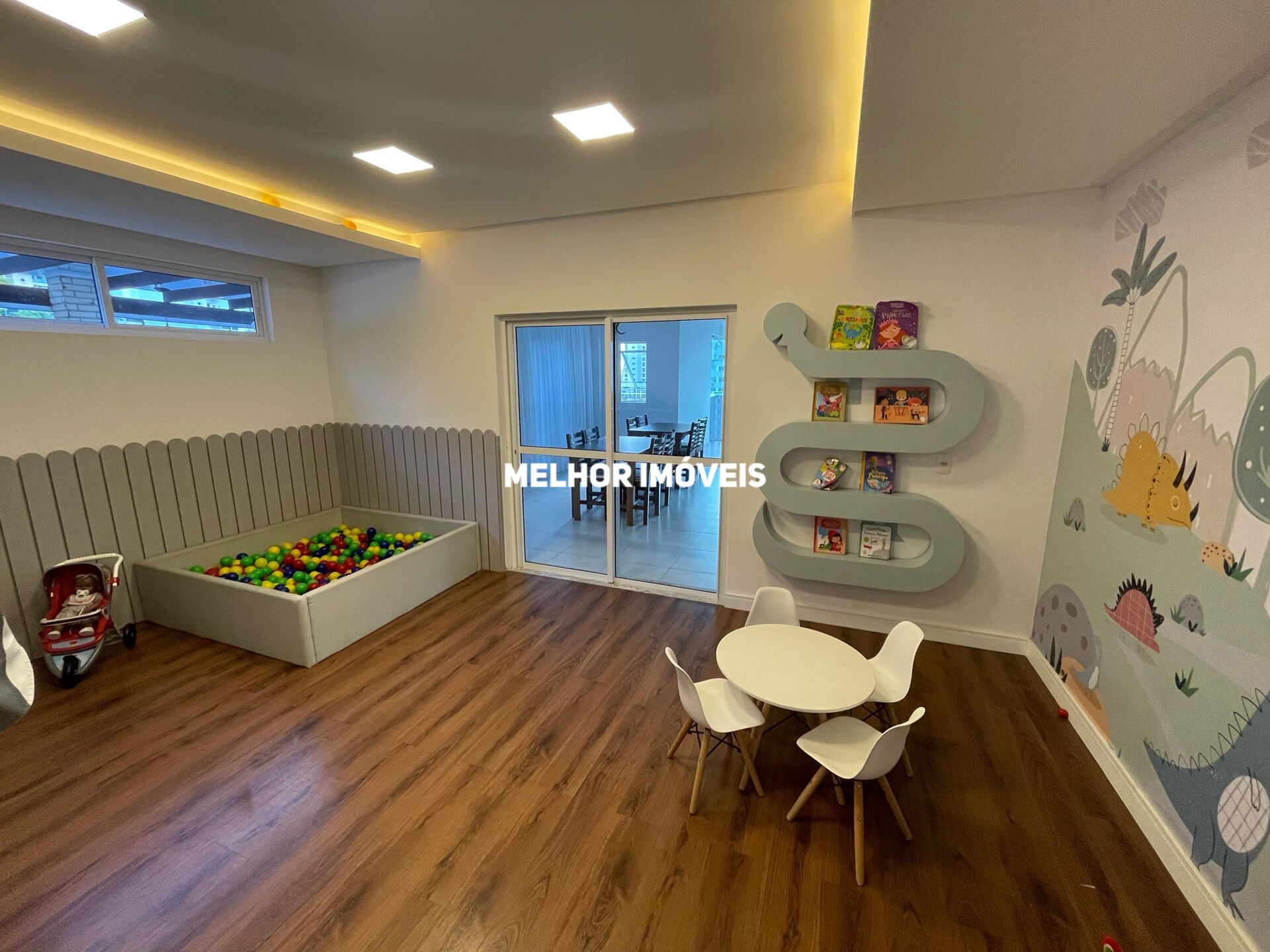 Apartamento à venda com 3 quartos, 119m² - Foto 27