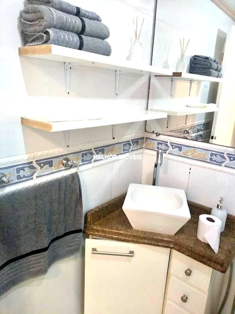 Apartamento à venda com 2 quartos, 70m² - Foto 17