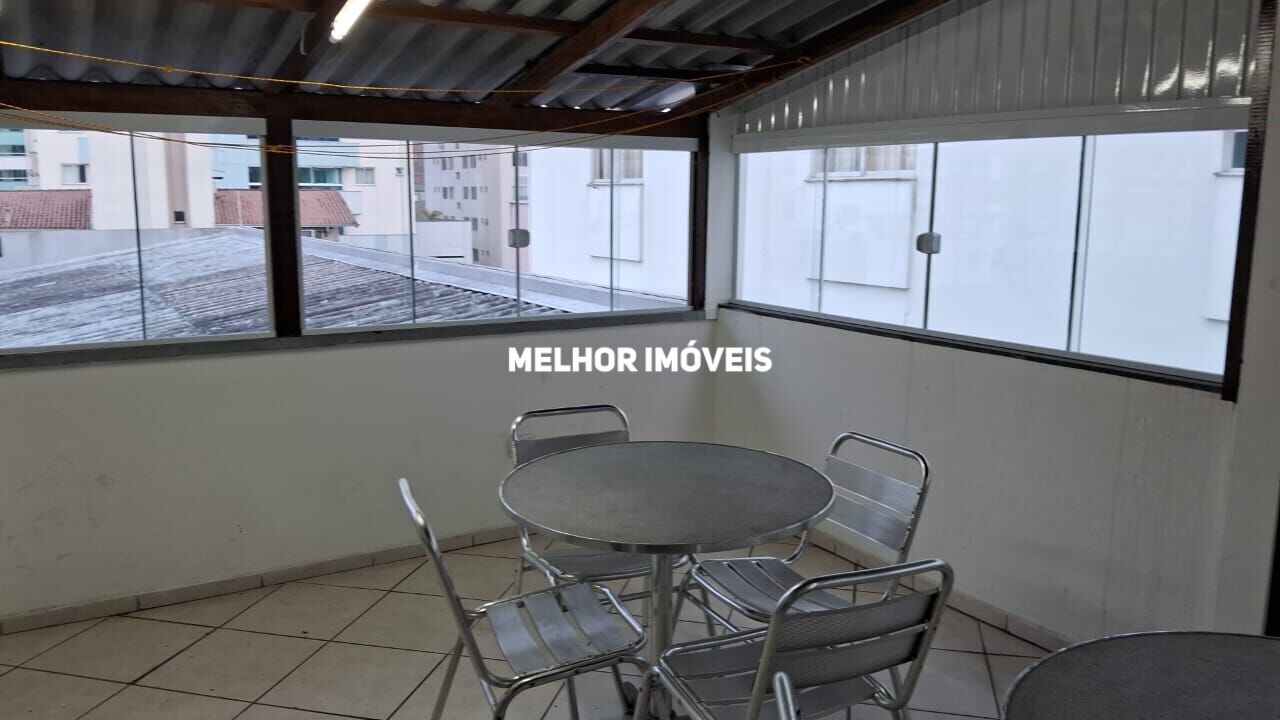 Apartamento à venda com 2 quartos, 70m² - Foto 9