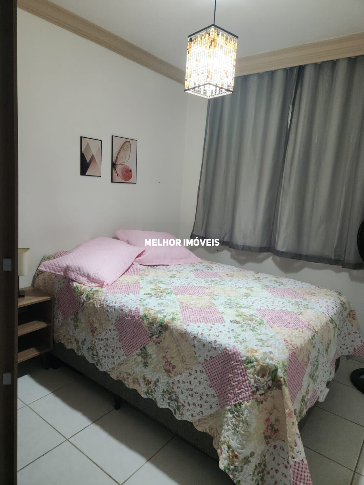 Apartamento à venda com 2 quartos, 70m² - Foto 2