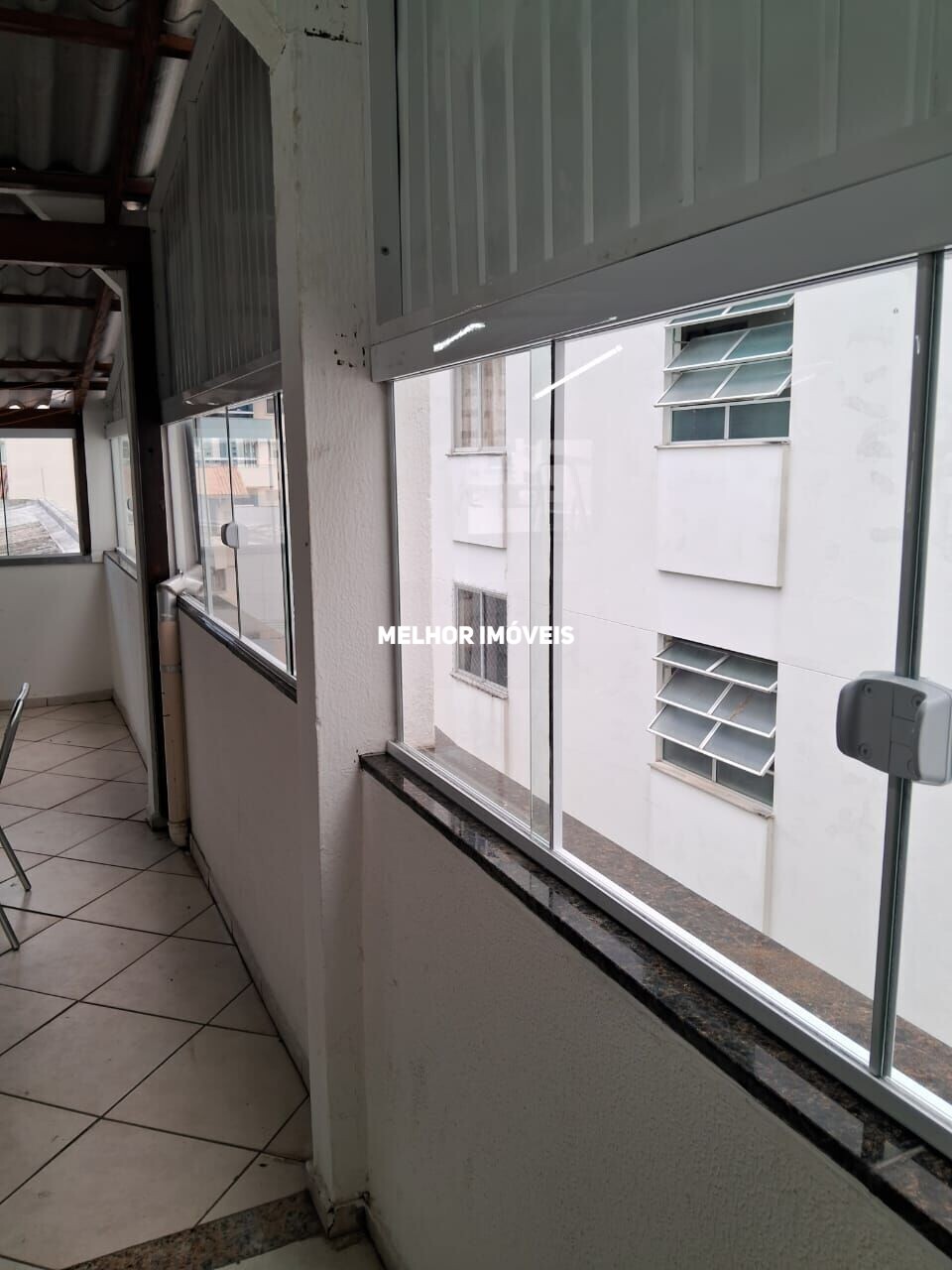 Apartamento à venda com 2 quartos, 70m² - Foto 12