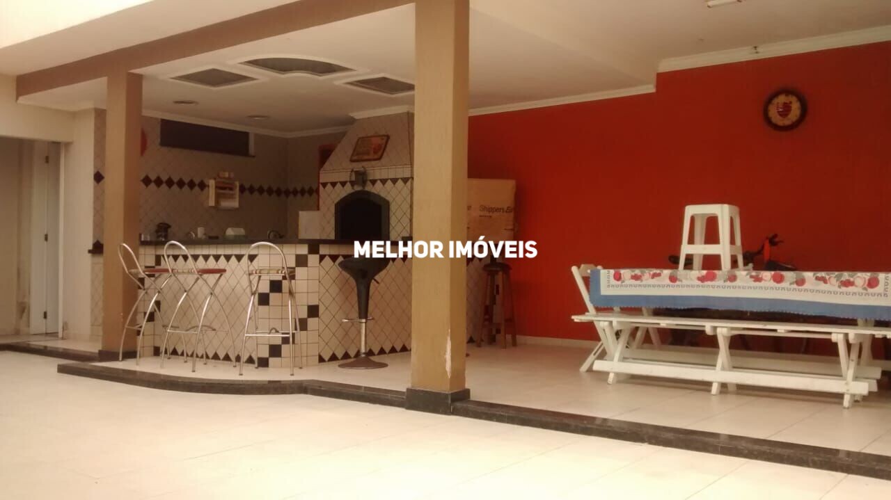 Casa à venda com 2 quartos, 200m² - Foto 12