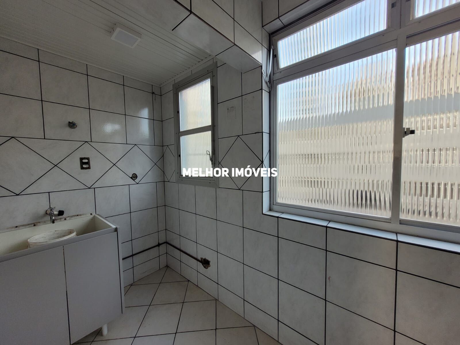 Apartamento para alugar com 2 quartos, 81m² - Foto 11