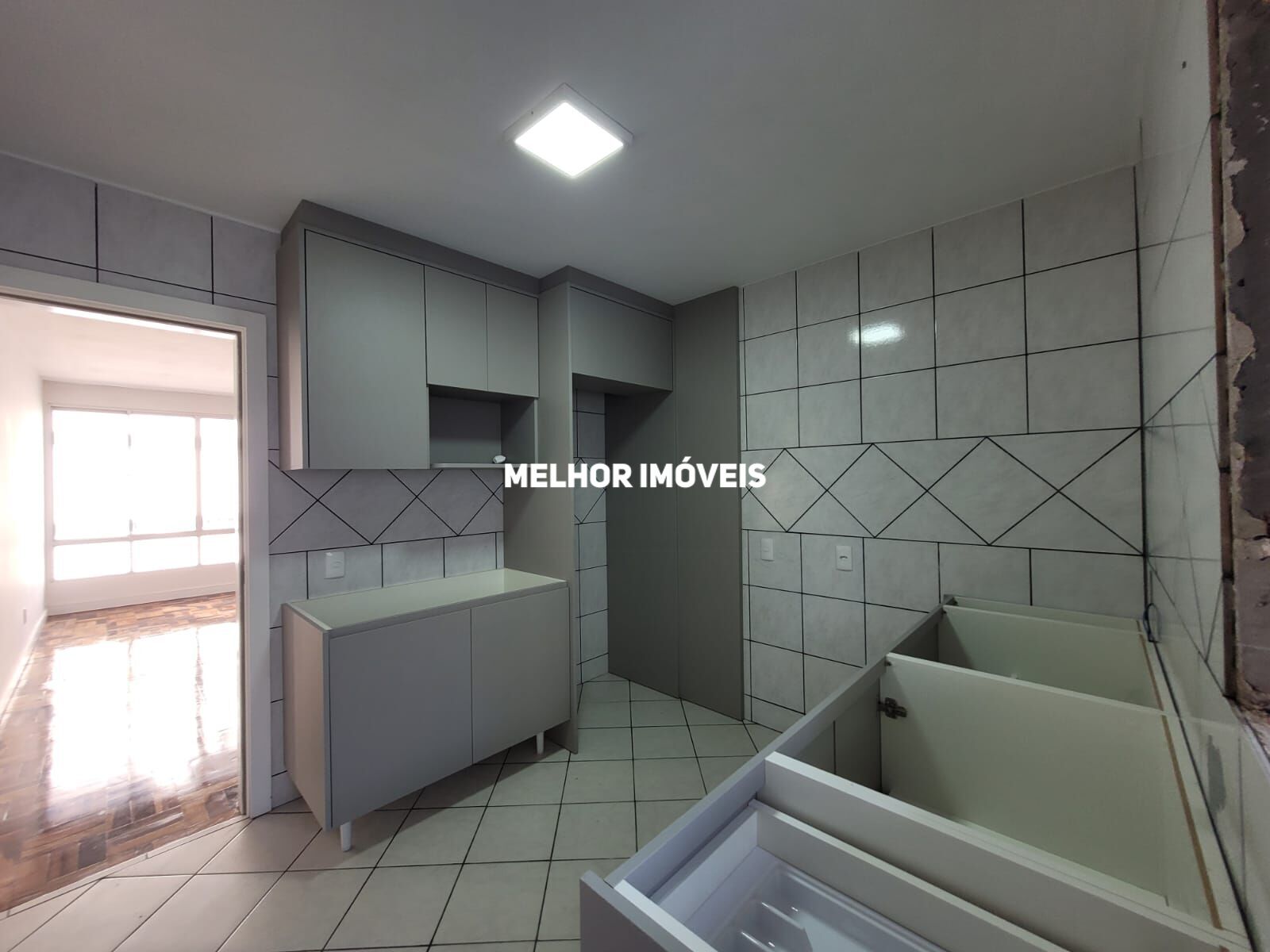 Apartamento para alugar com 2 quartos, 81m² - Foto 5