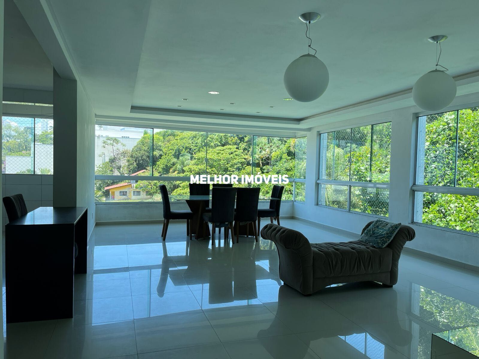 Apartamento, 3 quartos, 140 m² - Foto 1