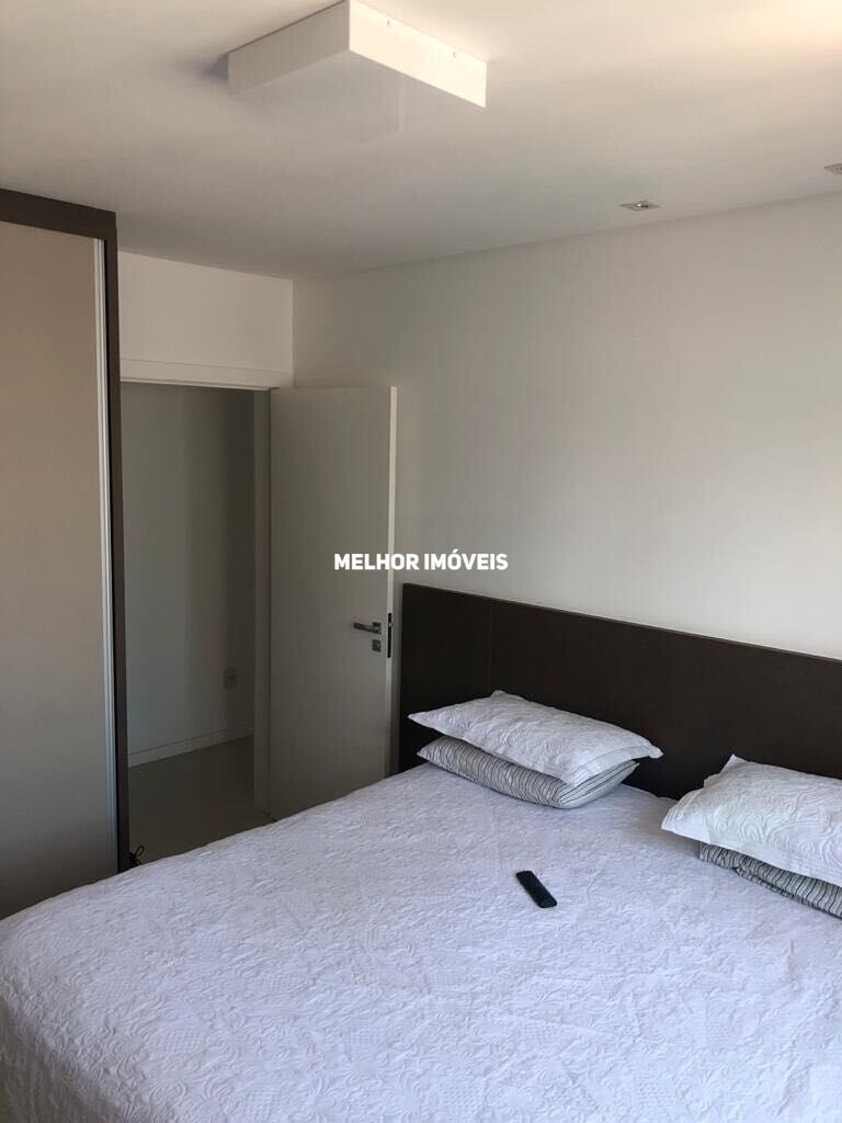 Apartamento à venda com 3 quartos, 256m² - Foto 8