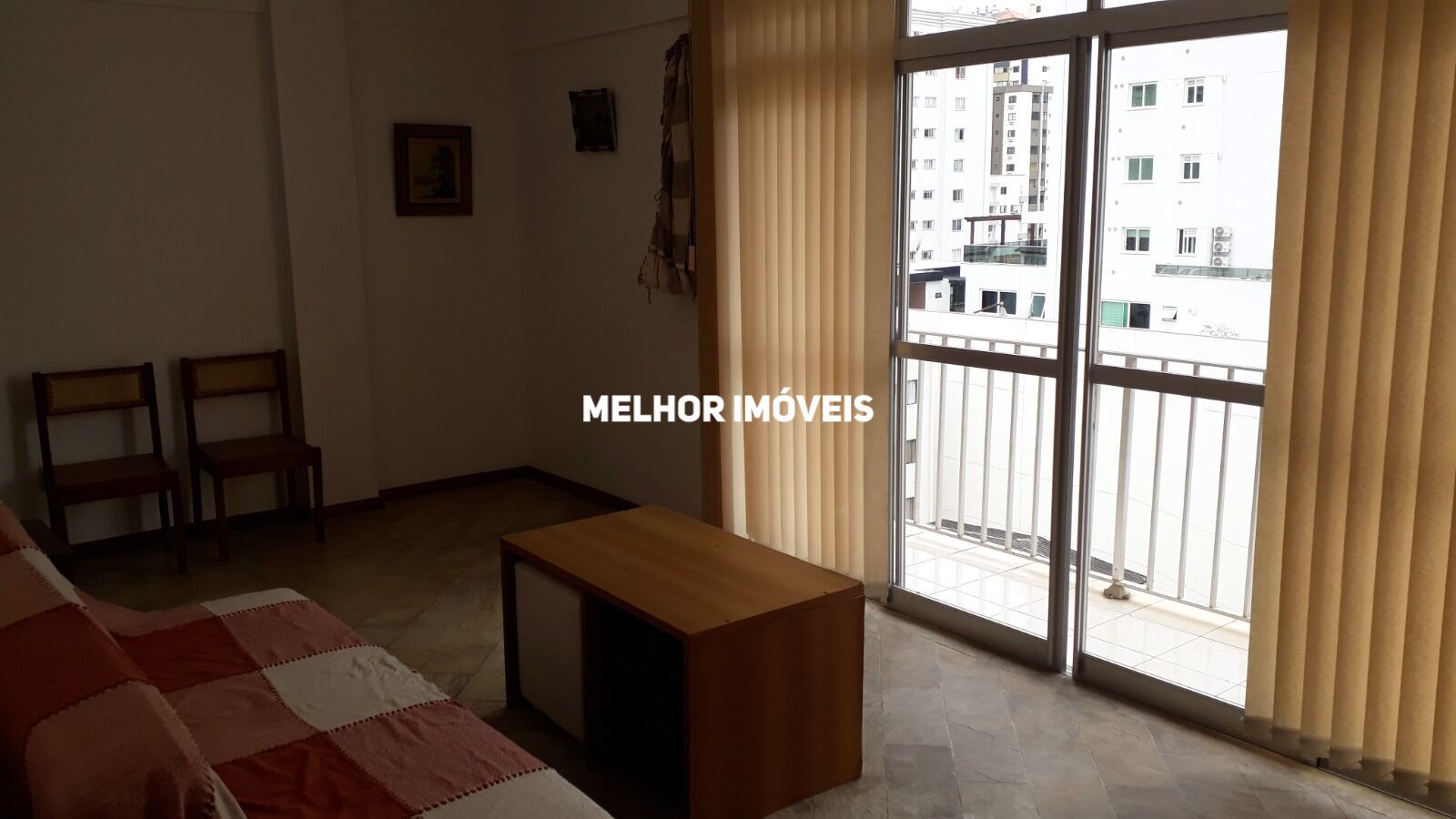 Apartamento à venda com 3 quartos, 112m² - Foto 3