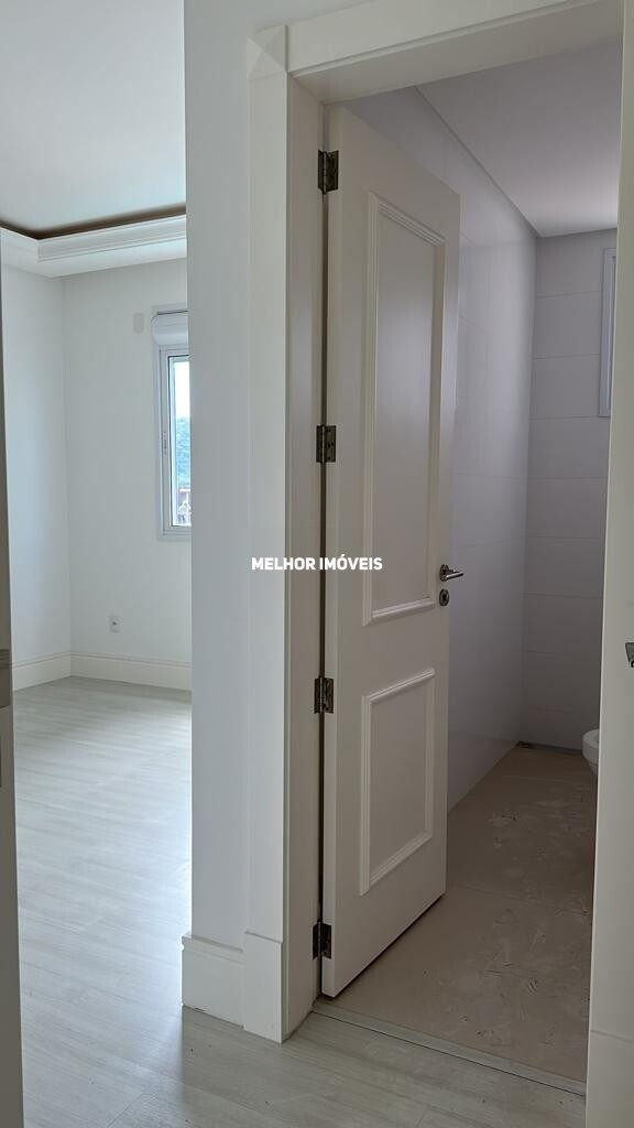 Apartamento à venda com 3 quartos, 145m² - Foto 6