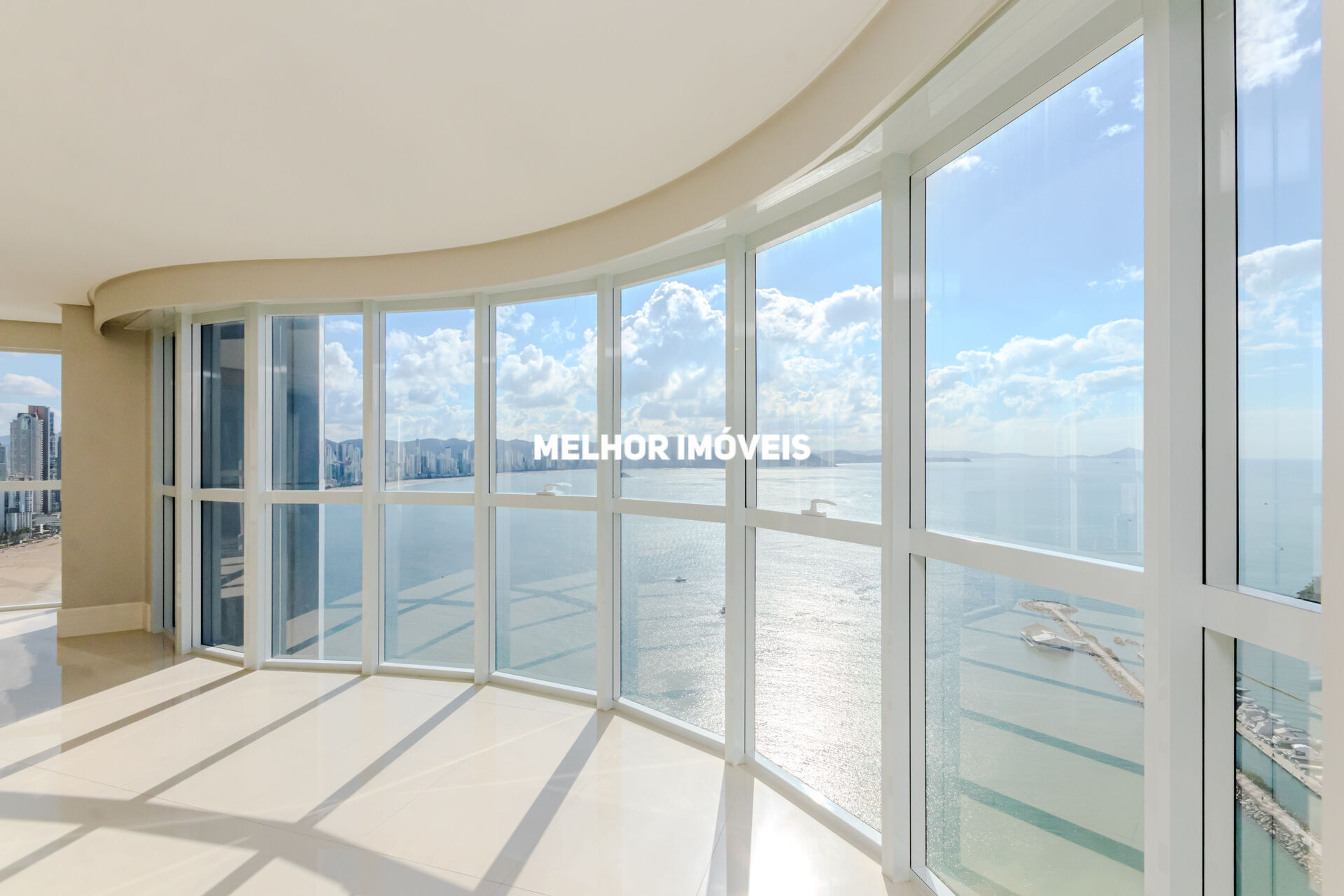 Apartamento, 4 quartos, 237 m² - Foto 2