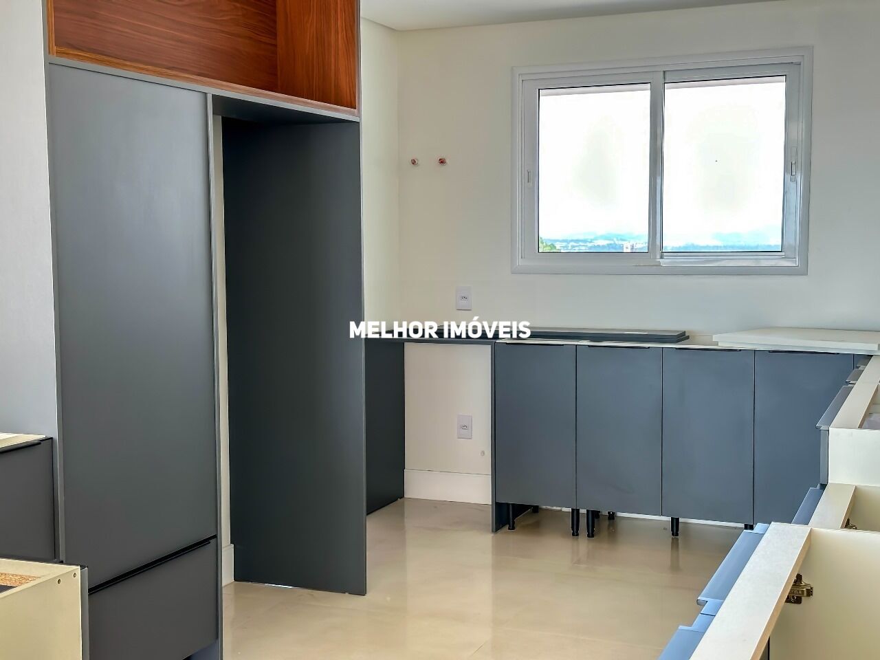 Apartamento à venda com 3 quartos, 162m² - Foto 18