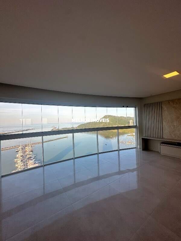 Apartamento à venda com 3 quartos, 162m² - Foto 3