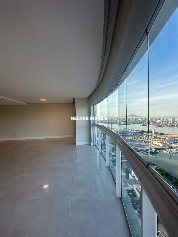 Apartamento à venda com 3 quartos, 162m² - Foto 4