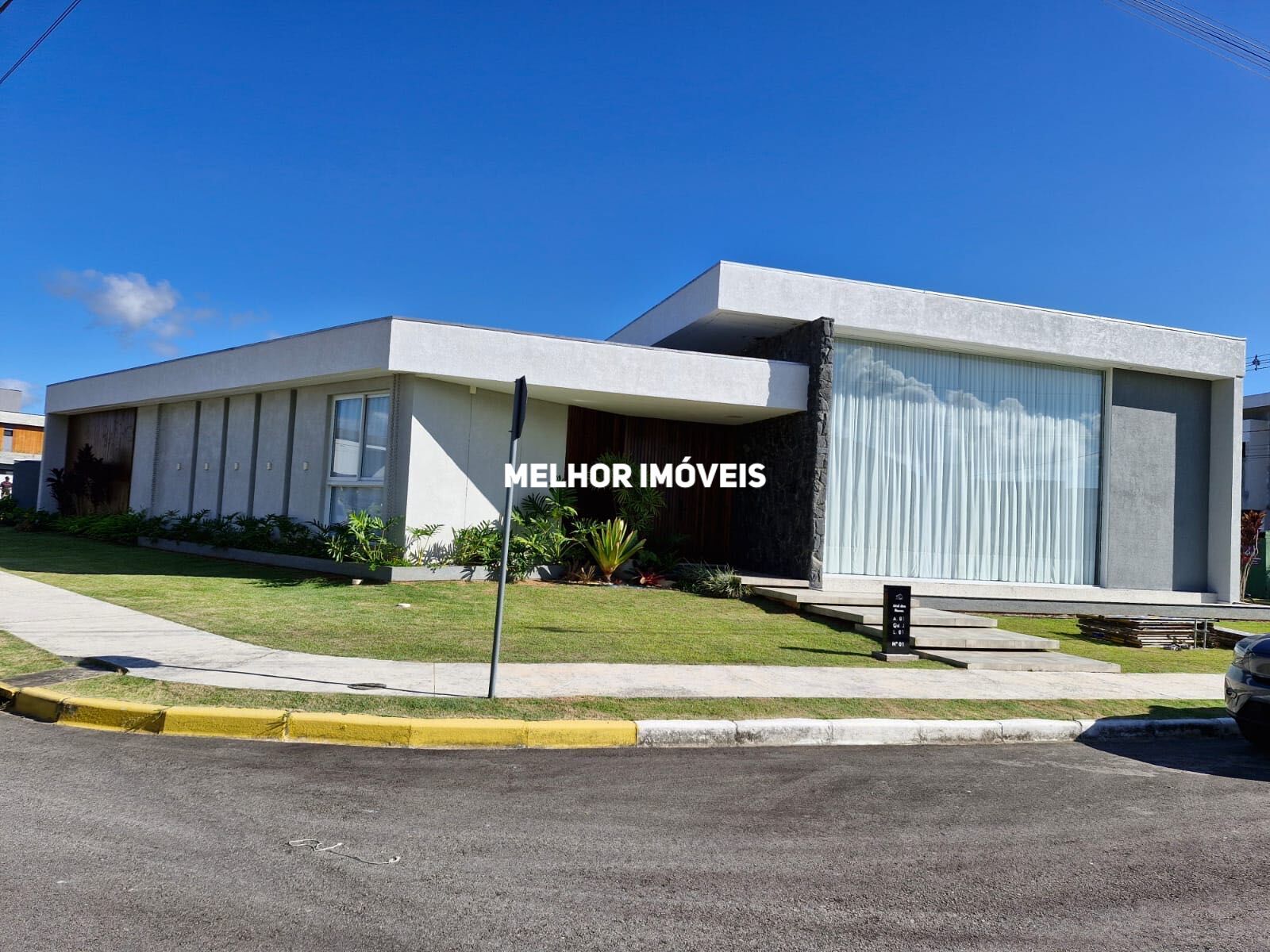 Casa, 3 quartos, 307 m² - Foto 1