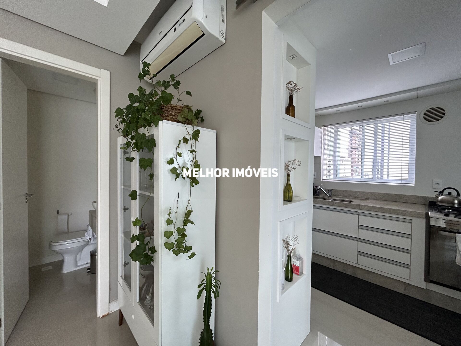 Apartamento à venda com 3 quartos, 110m² - Foto 12