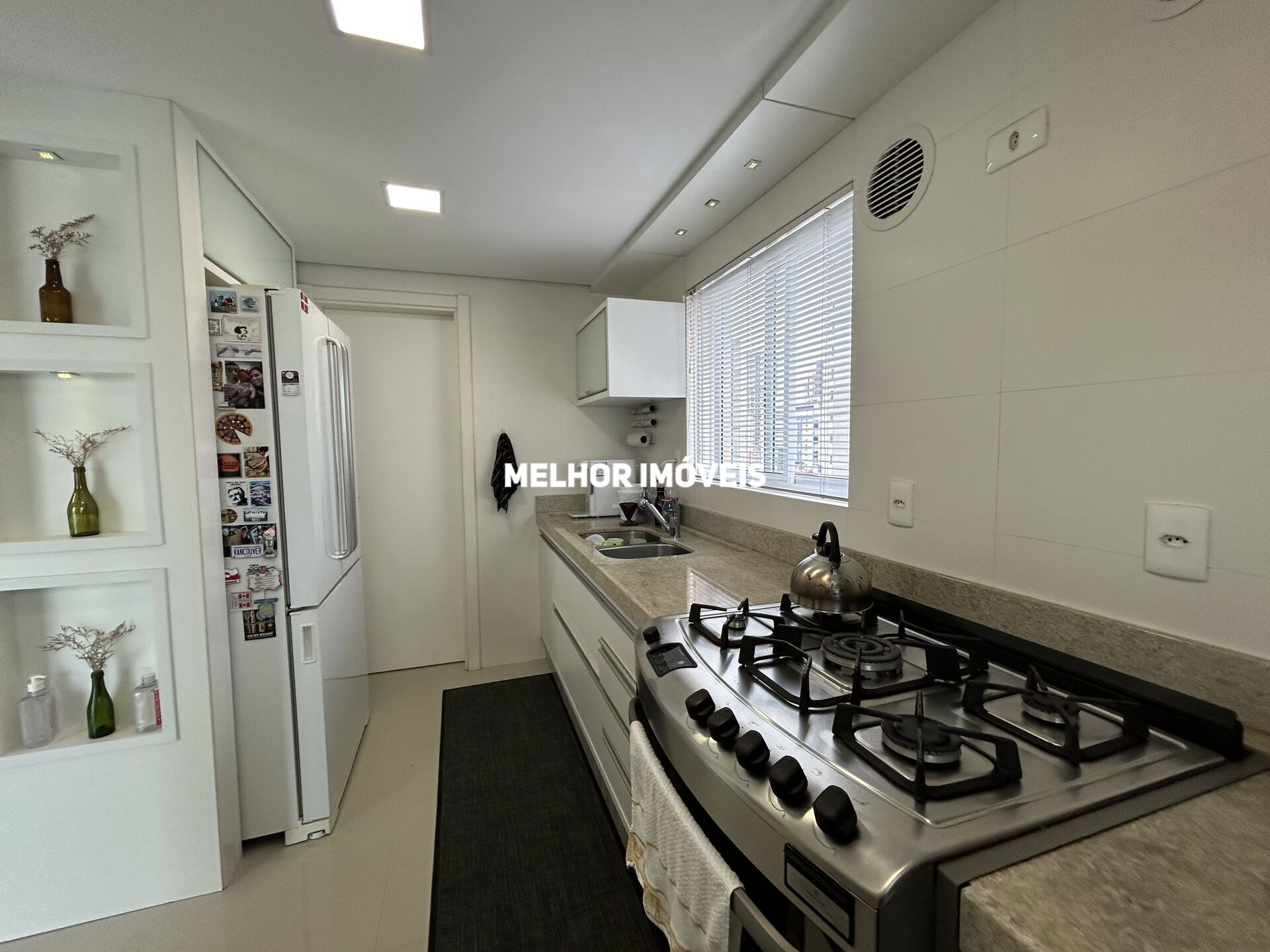 Apartamento à venda com 3 quartos, 110m² - Foto 10