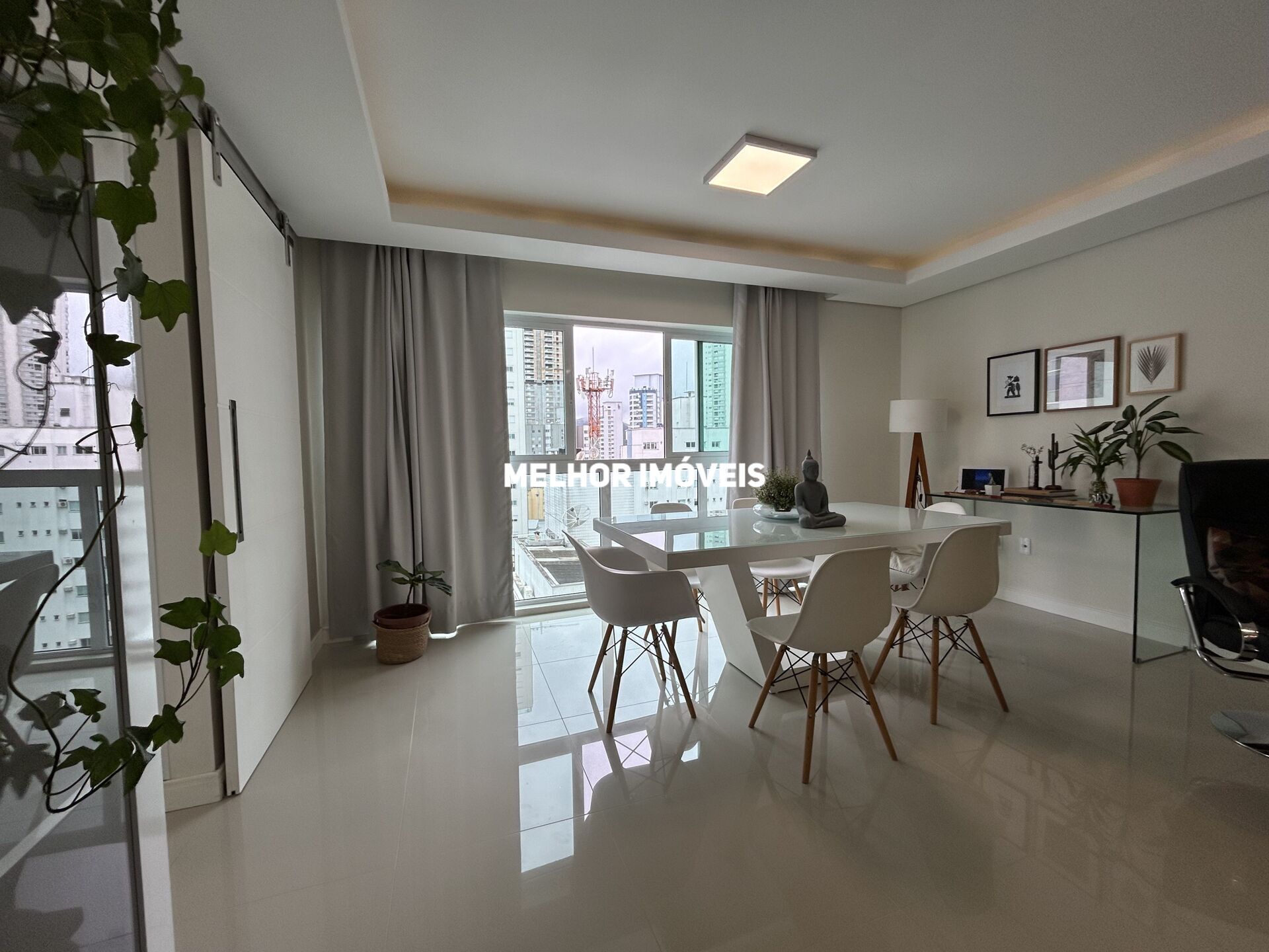 Apartamento à venda com 3 quartos, 110m² - Foto 7