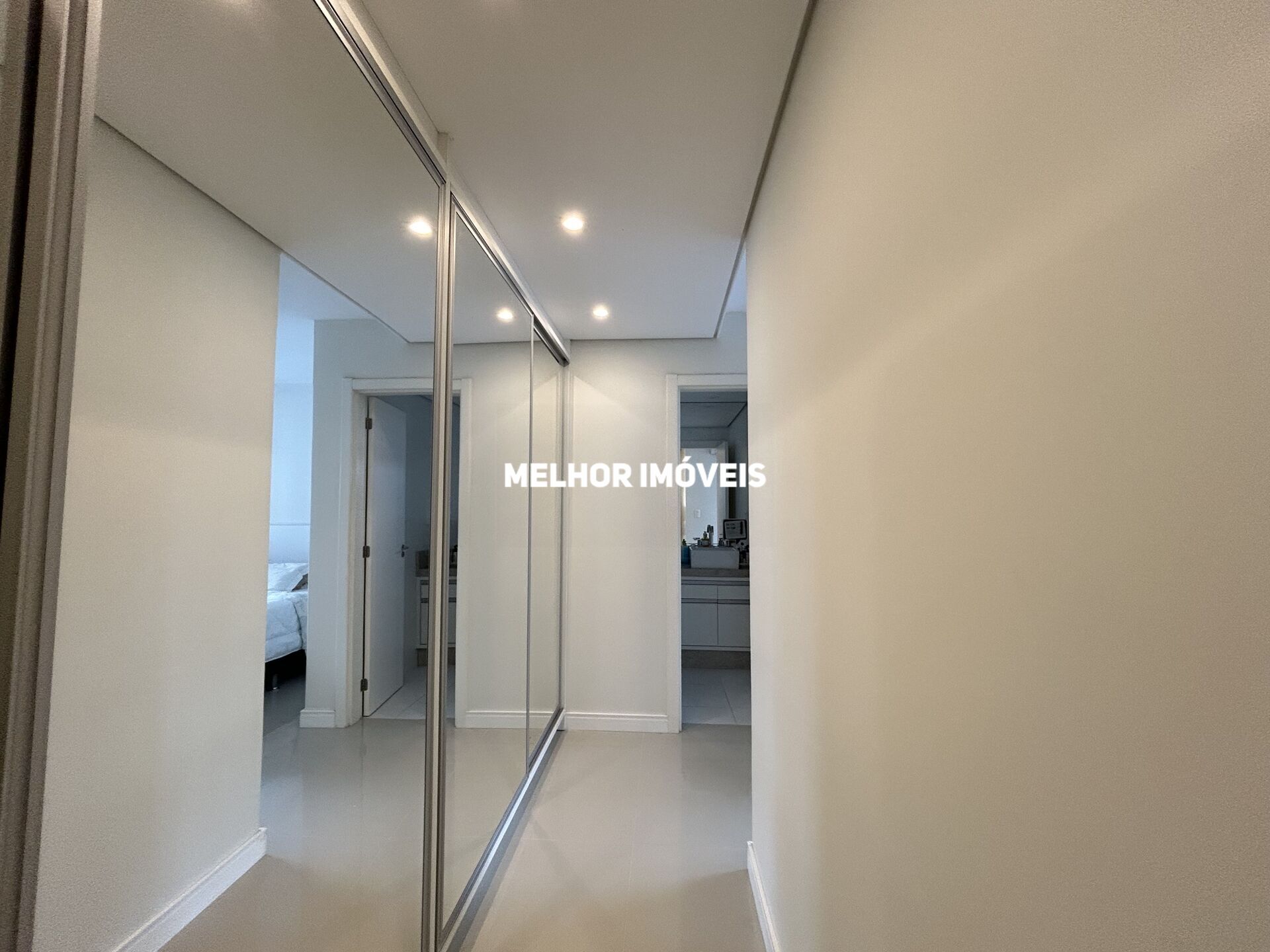 Apartamento à venda com 3 quartos, 110m² - Foto 16