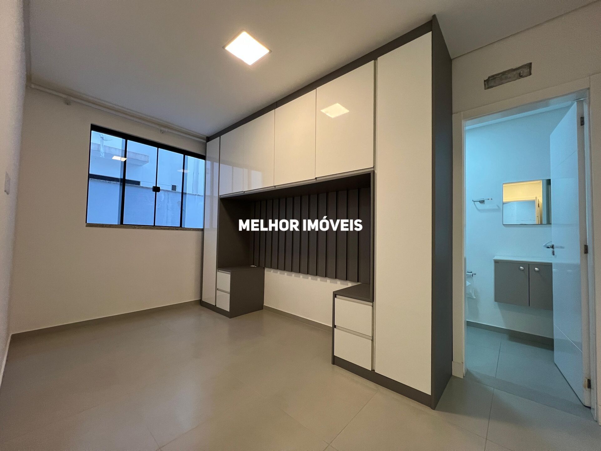 Apartamento para alugar com 2 quartos, 56m² - Foto 6