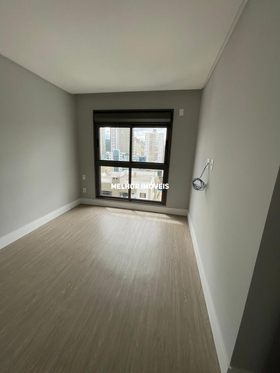 Apartamento à venda com 3 quartos, 122m² - Foto 7