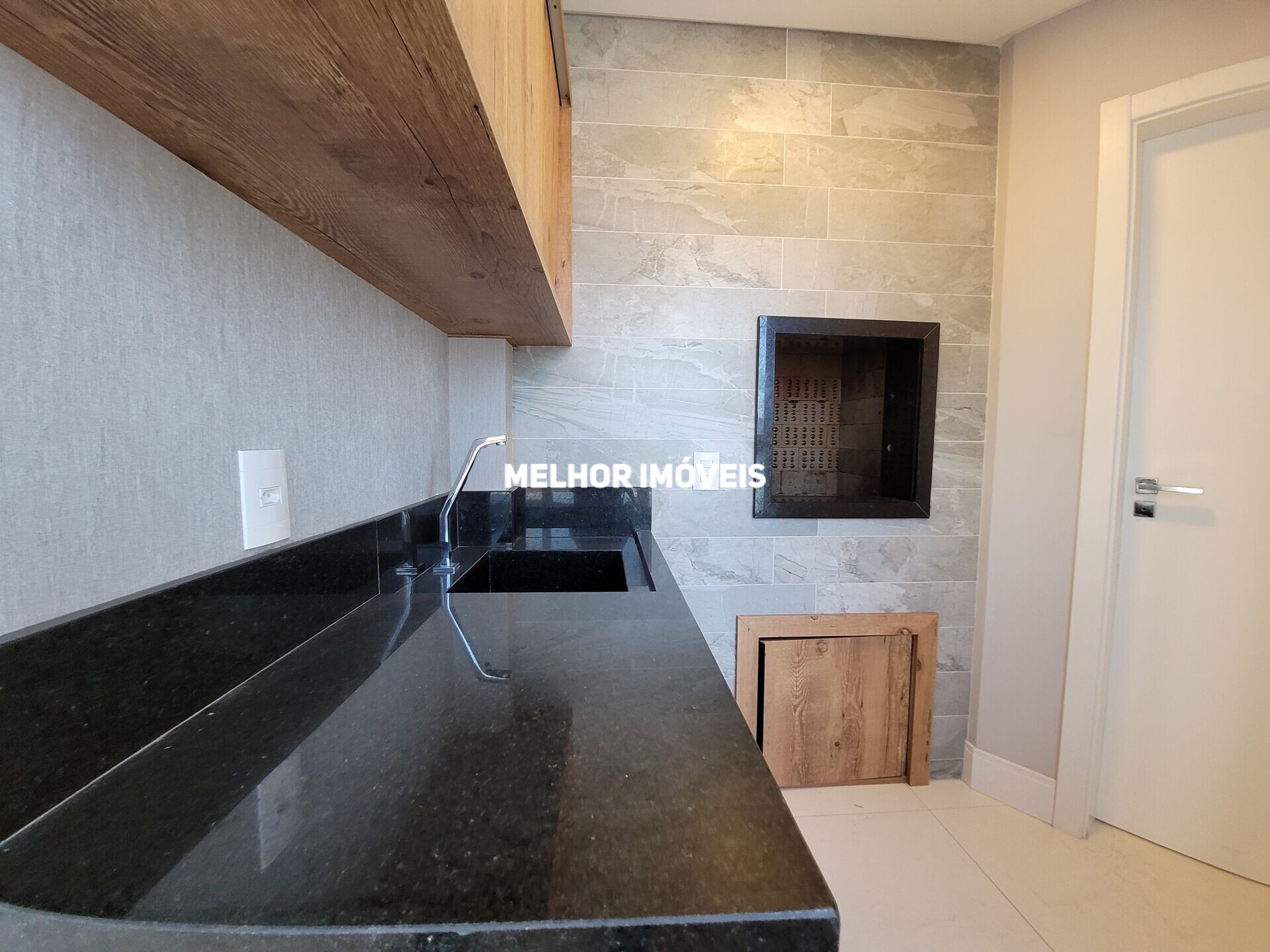 Apartamento à venda com 3 quartos, 136m² - Foto 9