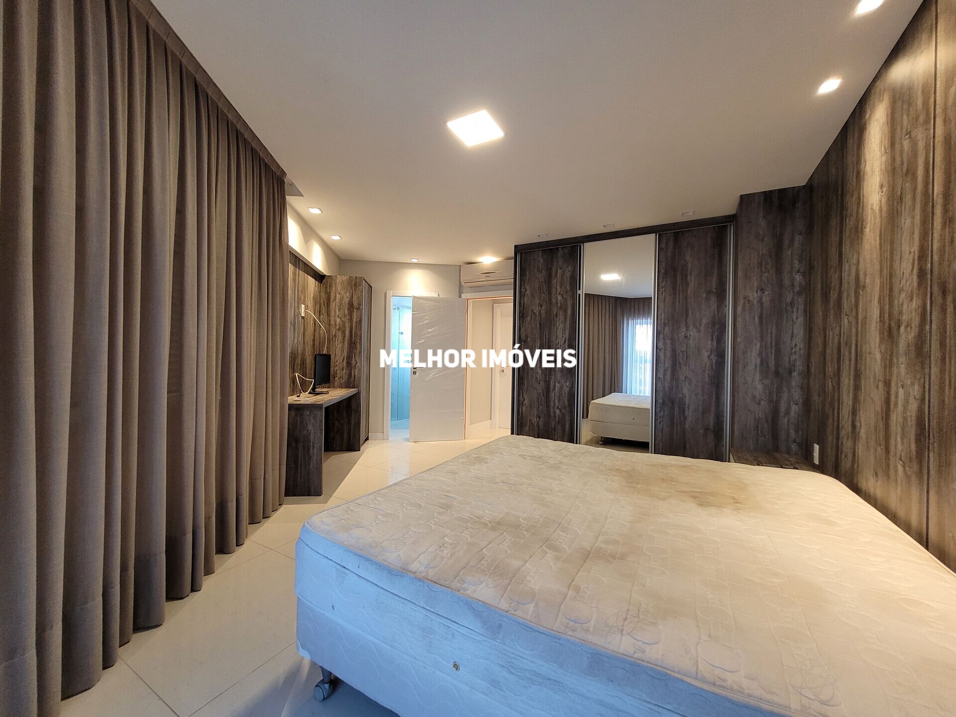 Apartamento à venda com 3 quartos, 136m² - Foto 18