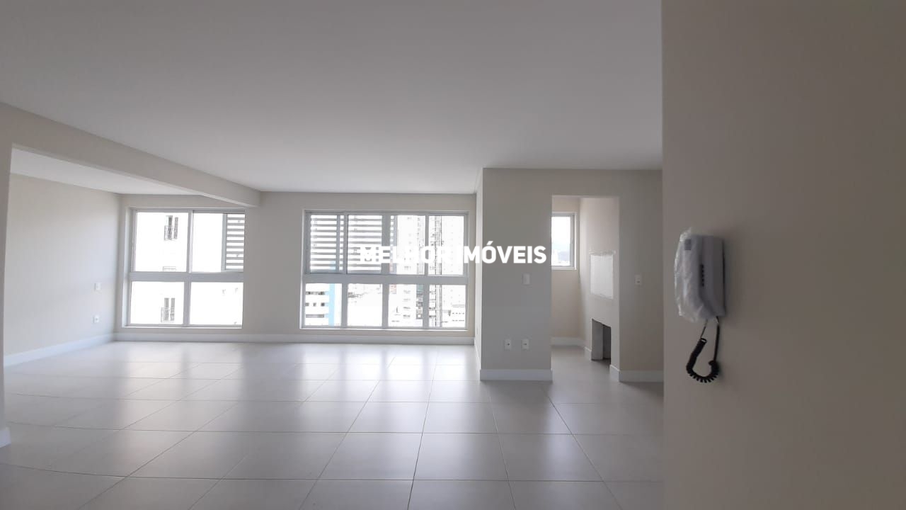 Apartamento à venda com 2 quartos, 92m² - Foto 11