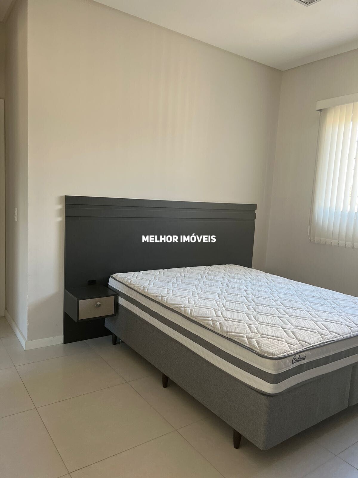 Apartamento à venda com 3 quartos, 107m² - Foto 7