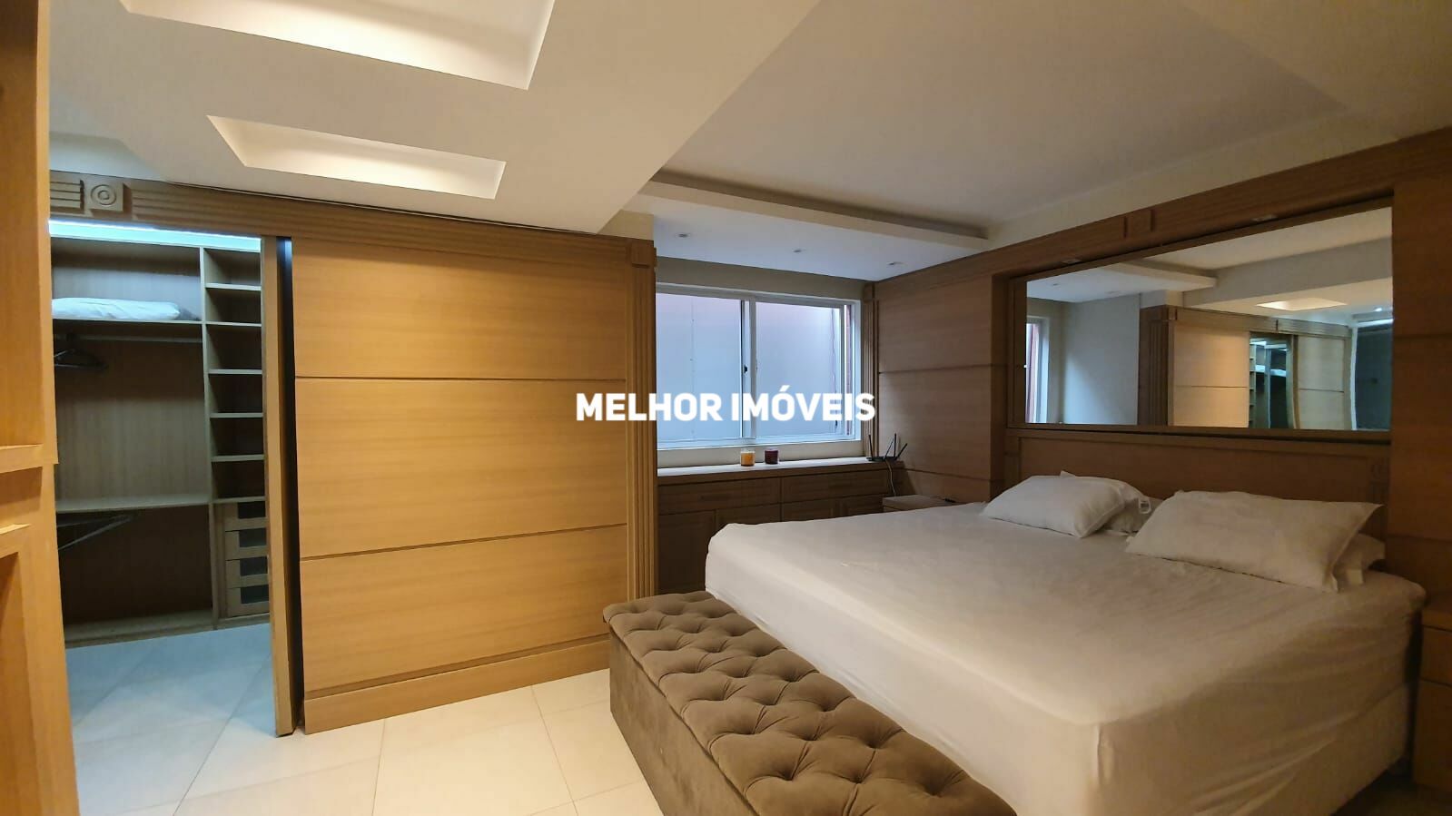 Apartamento à venda com 3 quartos, 208m² - Foto 11