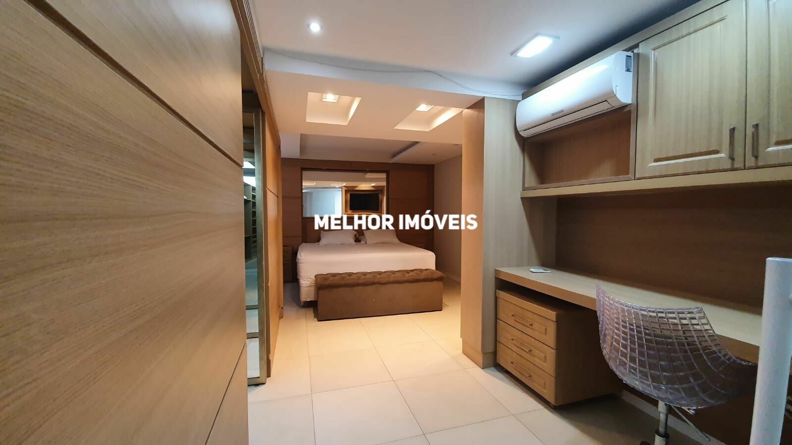 Apartamento à venda com 3 quartos, 208m² - Foto 13