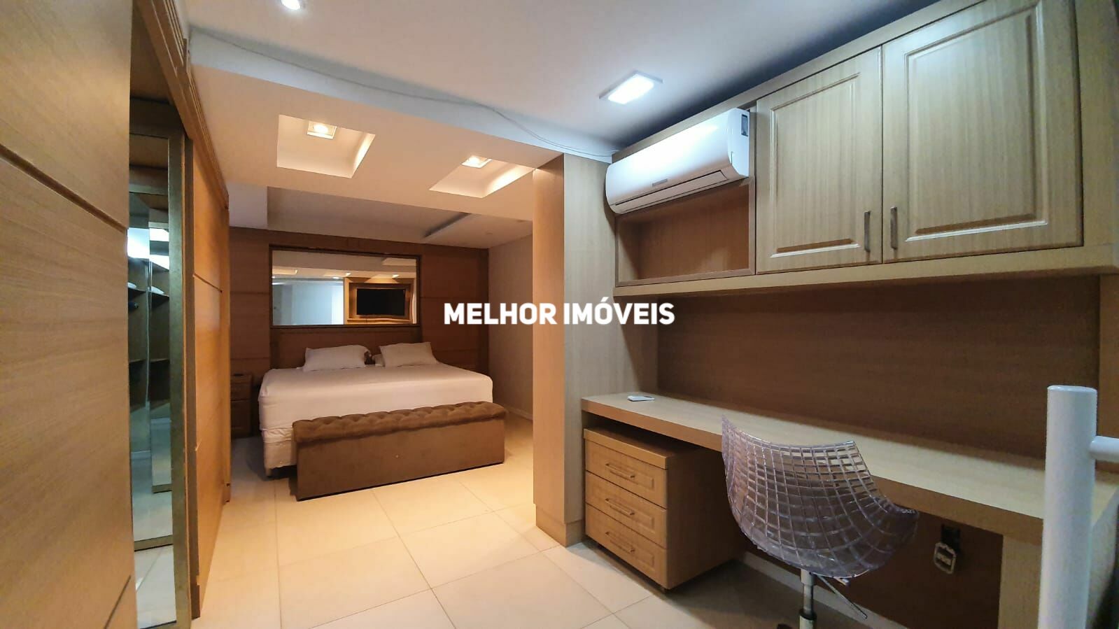 Apartamento à venda com 3 quartos, 208m² - Foto 12