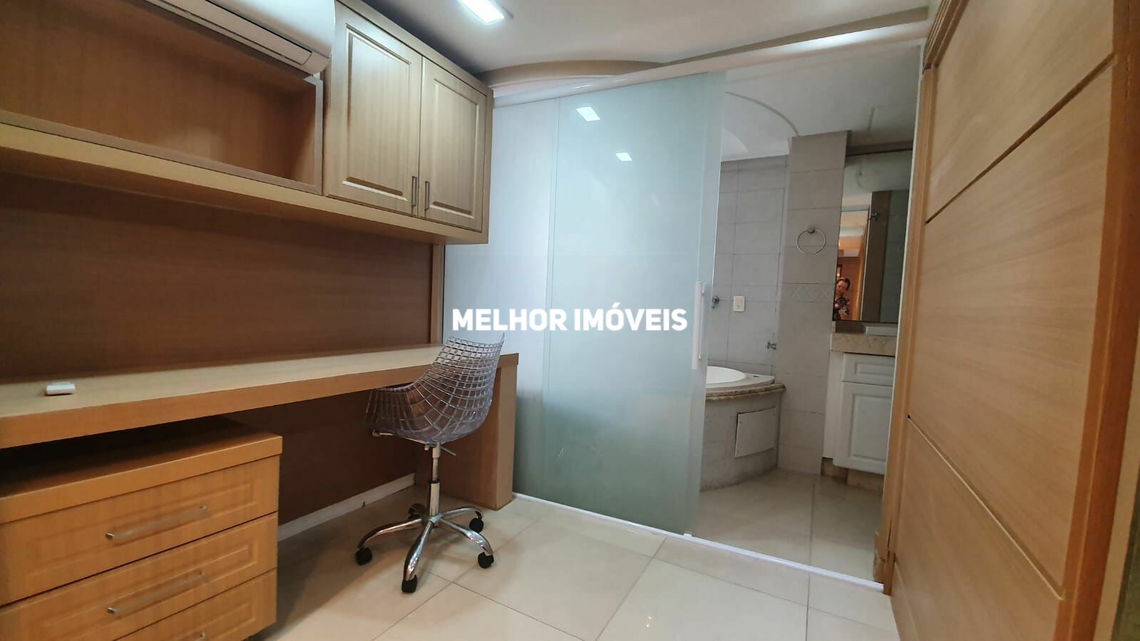 Apartamento à venda com 3 quartos, 208m² - Foto 16