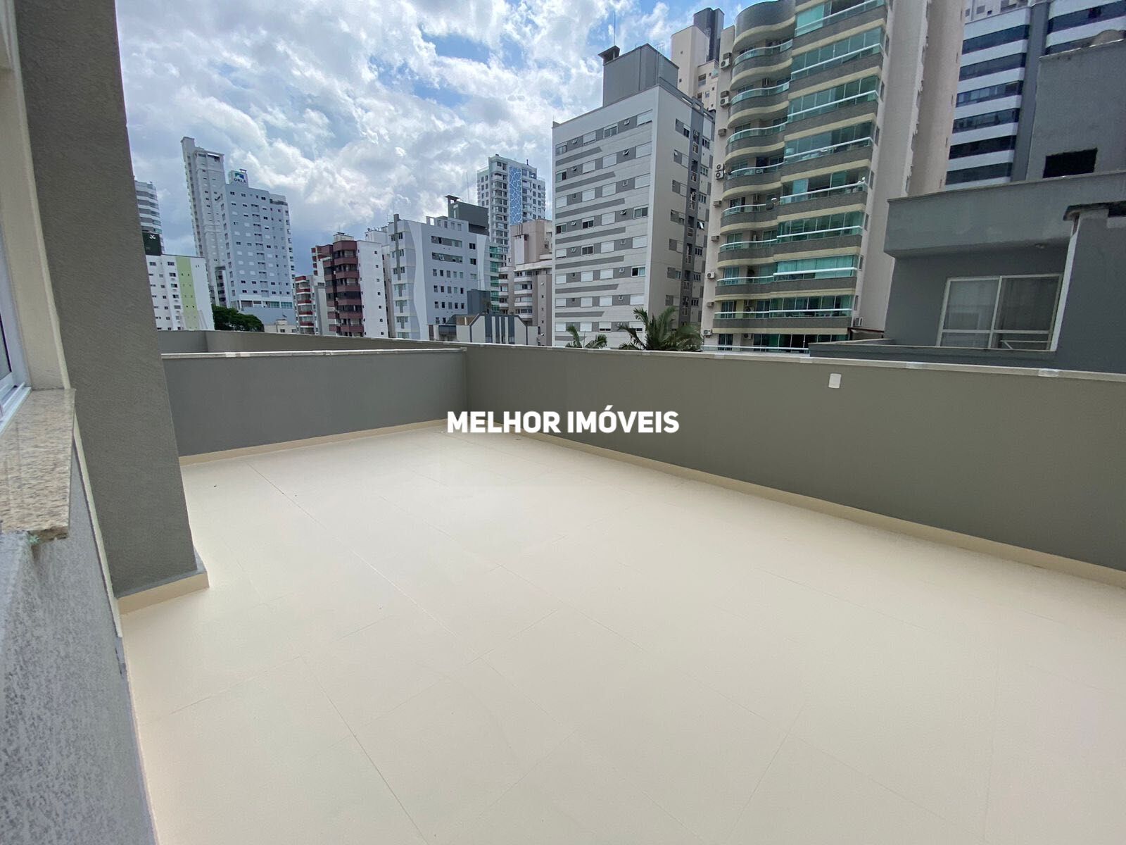 Apartamento à venda com 3 quartos, 250m² - Foto 8