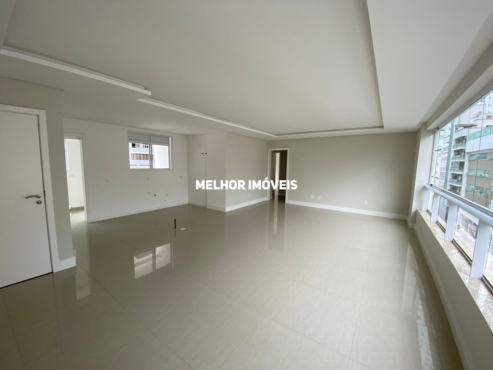 Apartamento à venda com 3 quartos, 250m² - Foto 14