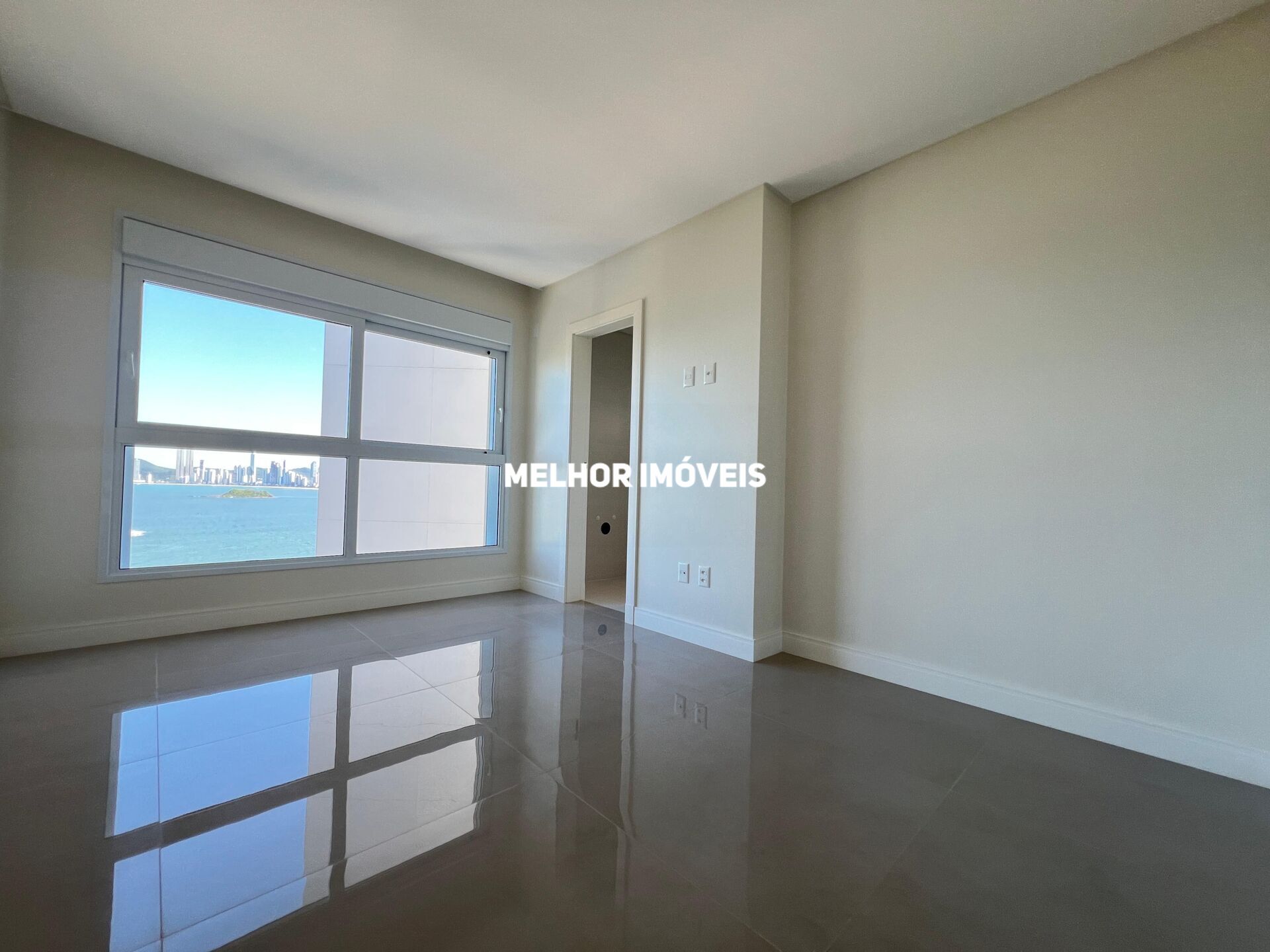 Apartamento à venda com 4 quartos, 160m² - Foto 12