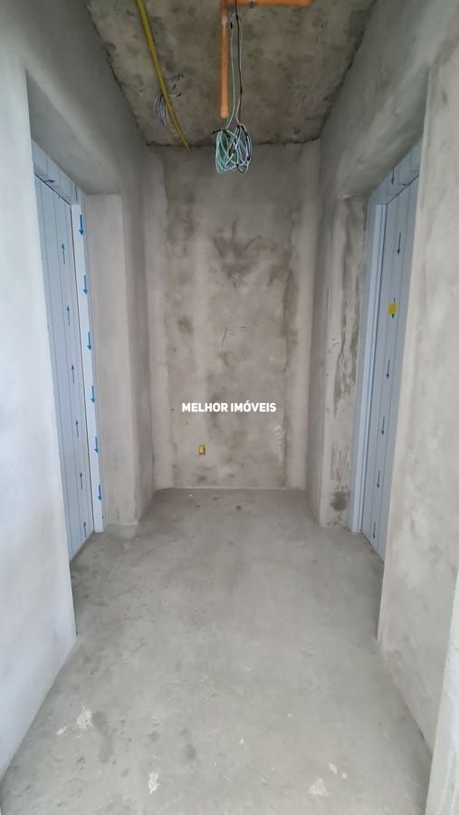 Apartamento à venda com 4 quartos, 257m² - Foto 9