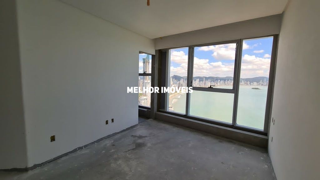 Apartamento à venda com 4 quartos, 257m² - Foto 10