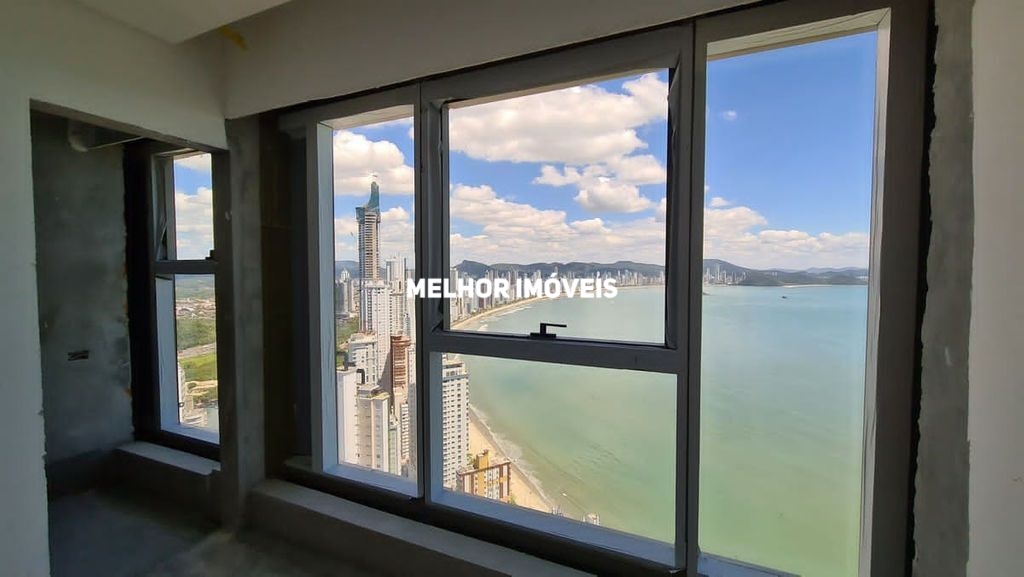 Apartamento à venda com 4 quartos, 257m² - Foto 19