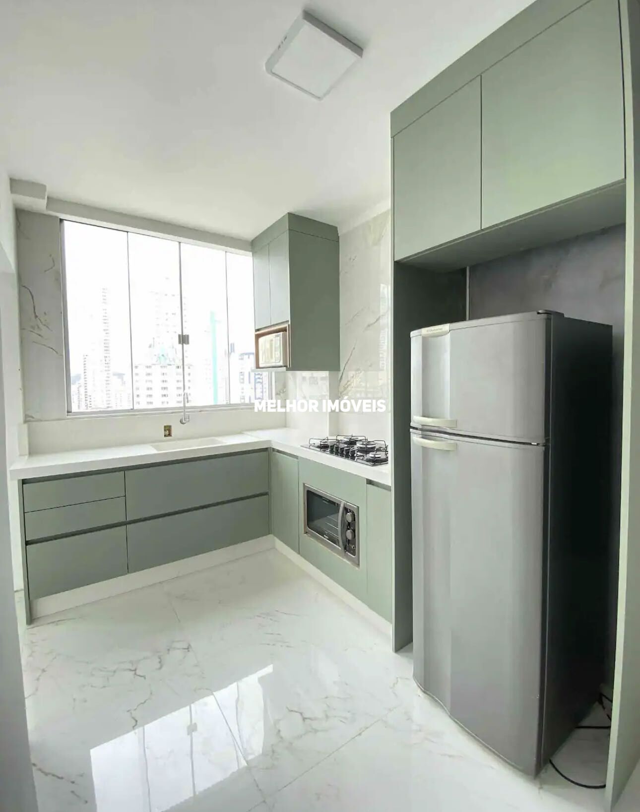 Apartamento à venda com 3 quartos, 152m² - Foto 12