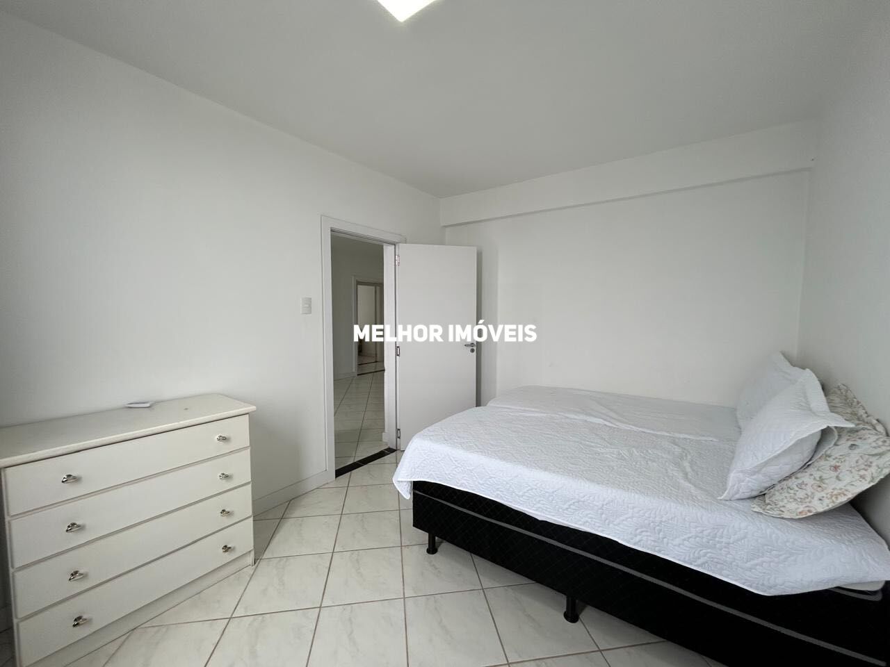 Apartamento à venda com 3 quartos, 152m² - Foto 15