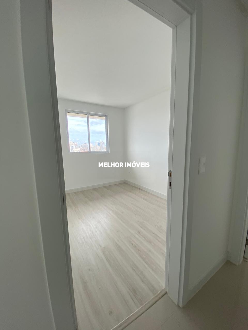 Apartamento à venda com 2 quartos, 64m² - Foto 5