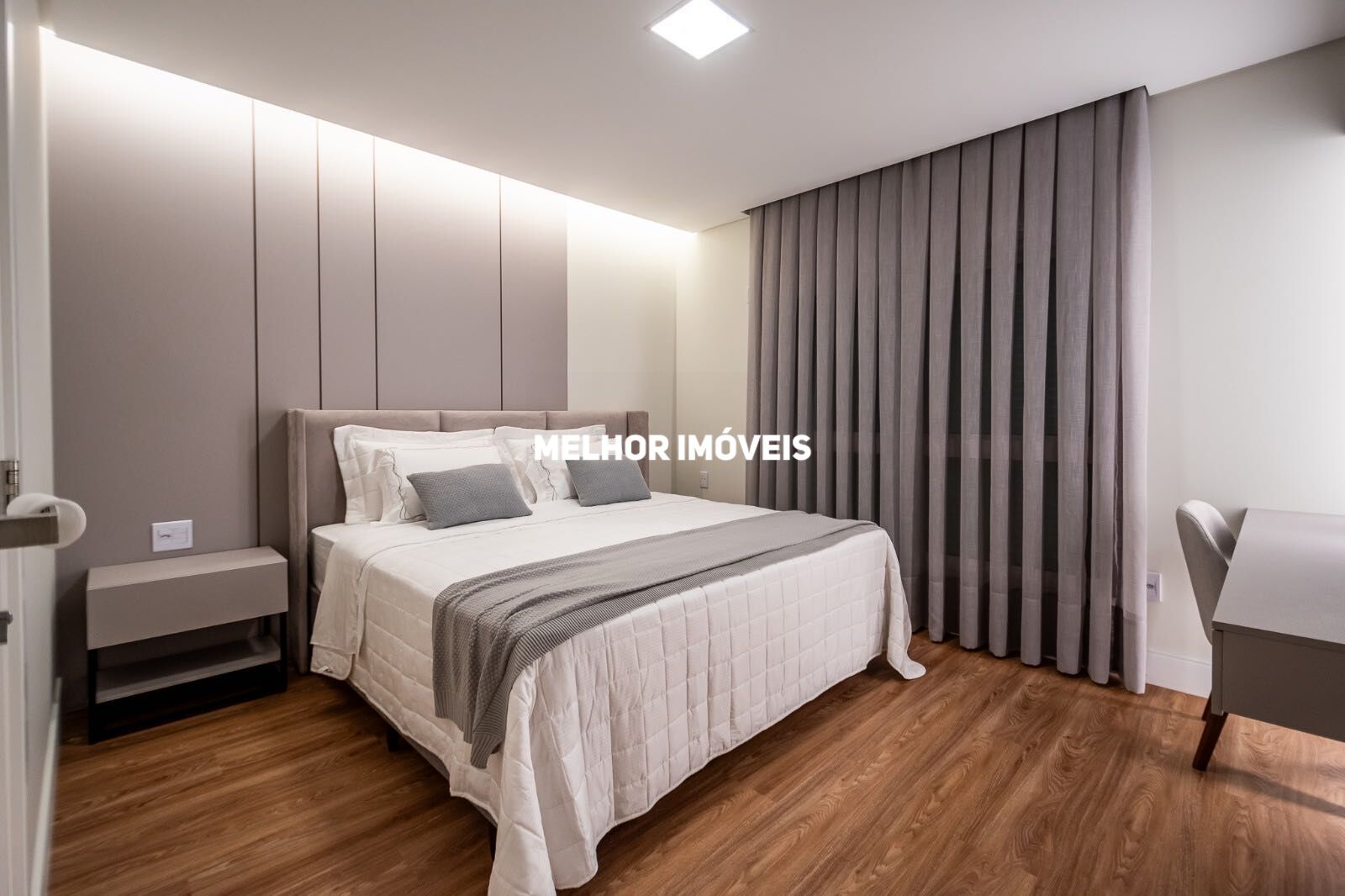 Apartamento à venda com 3 quartos, 246m² - Foto 17